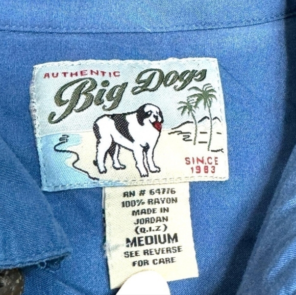 Big Dogs Hawaiian Biker Button Down Tropical Shirt Size Medium Short Sleeve - Picture 3 of 5